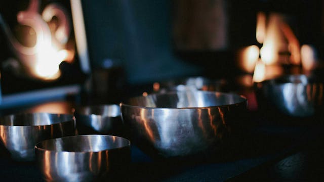 Klankschalenspecial: Midwinter, van donker naar licht