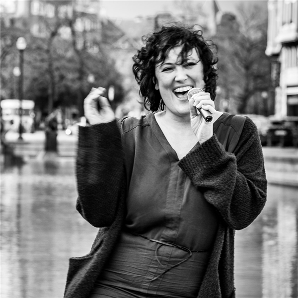 Café Magritte: Bettie Brussels & jam