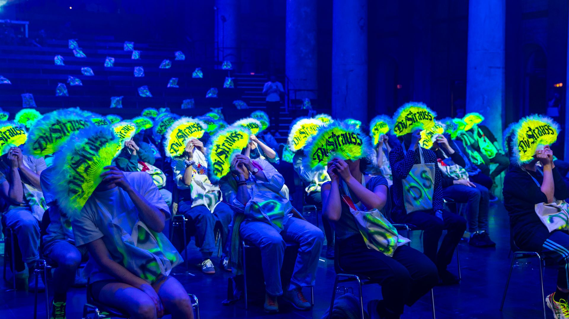 Ivo Dimchev - Di/STRAUSS Technique