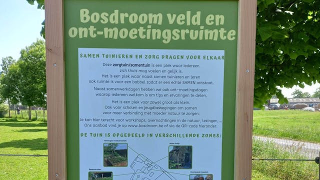 Bosdroom veld en ont-moetingsruimte