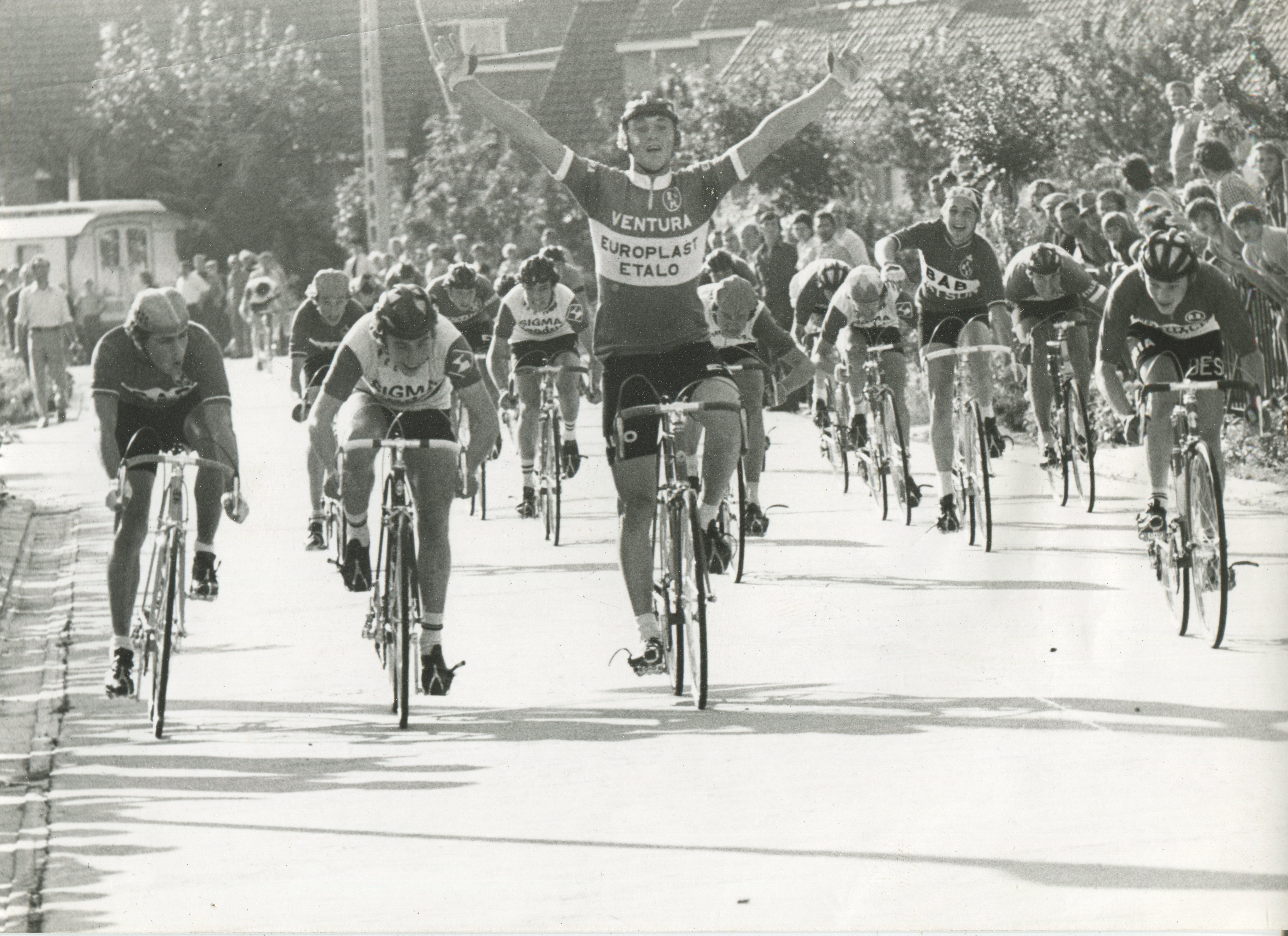 niewelingen 1974 17 aug petit paris ereprijs Bouwbedrijf Gilbert De Ryc