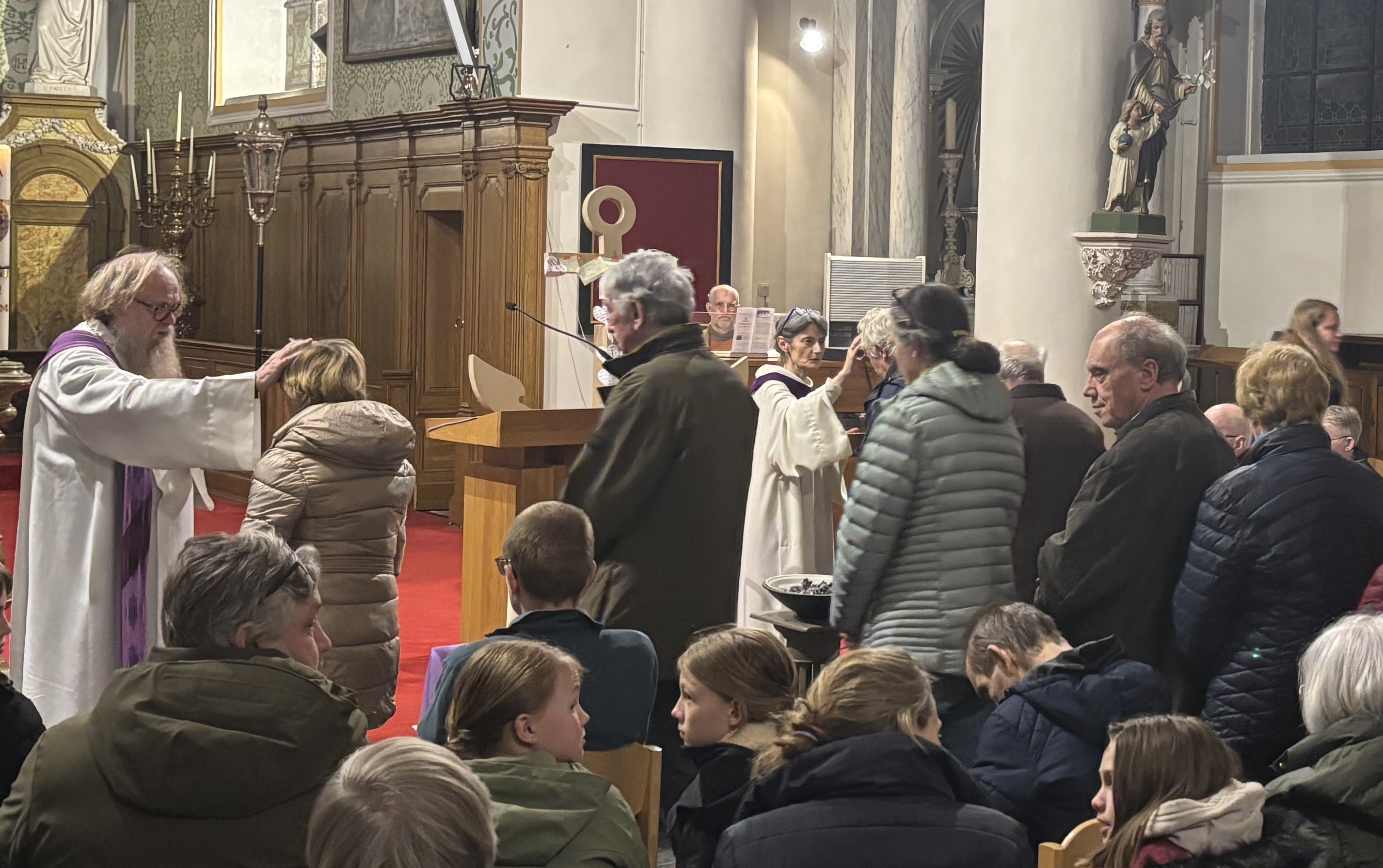 Aswoensdag in de kerk van Zevergem
