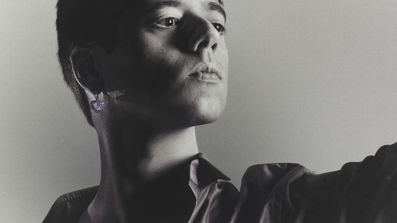 DressedLikeBoys_cover art_SiemeHermans0054_PORTRAIT (1) (1).jpg