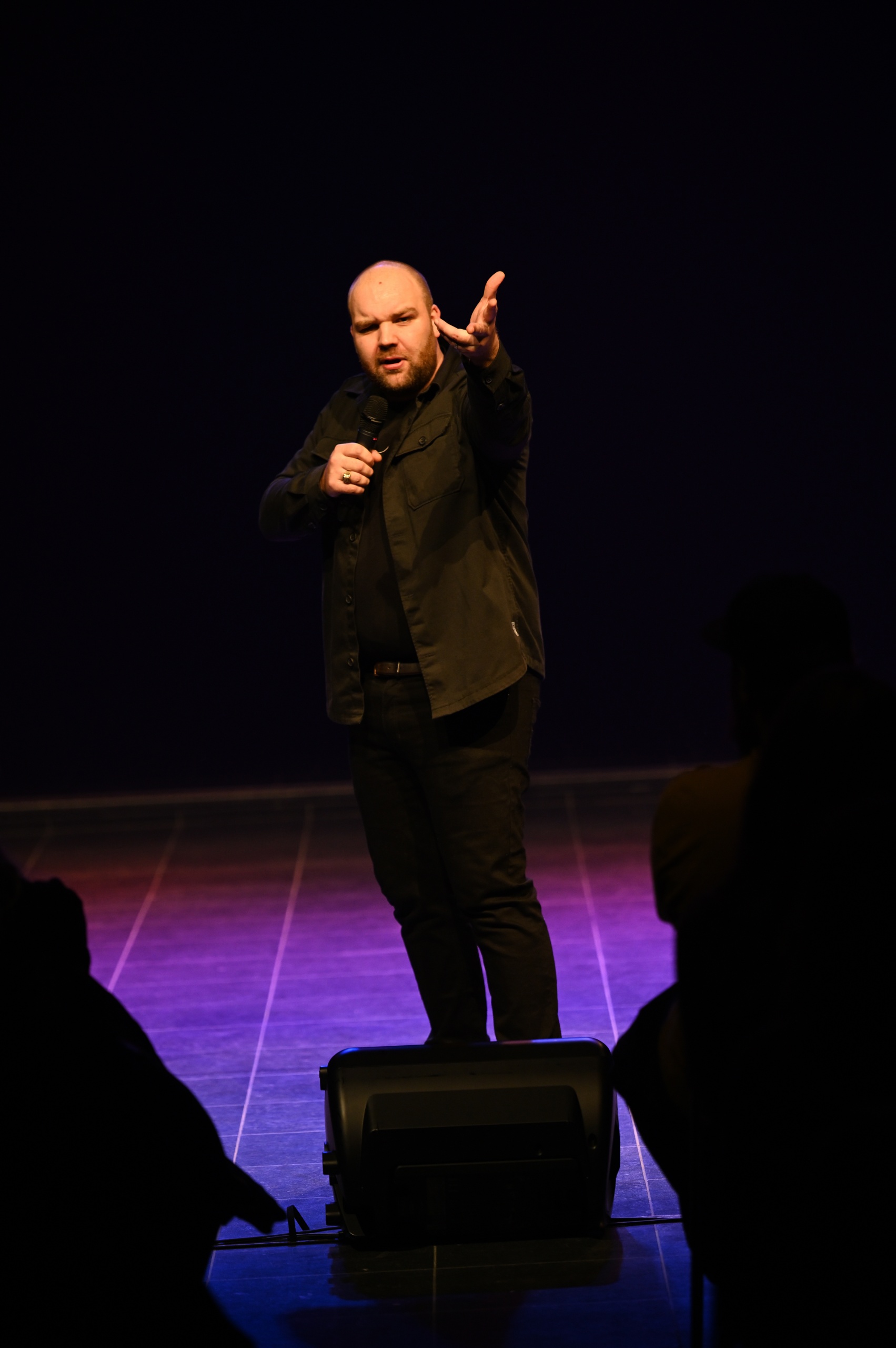 260319 promofoto Open Mic - Milan Borms.jpg