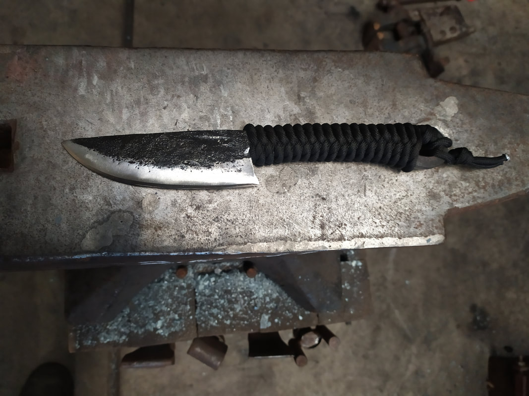 Survivalmes smeden - jongerenworkshop