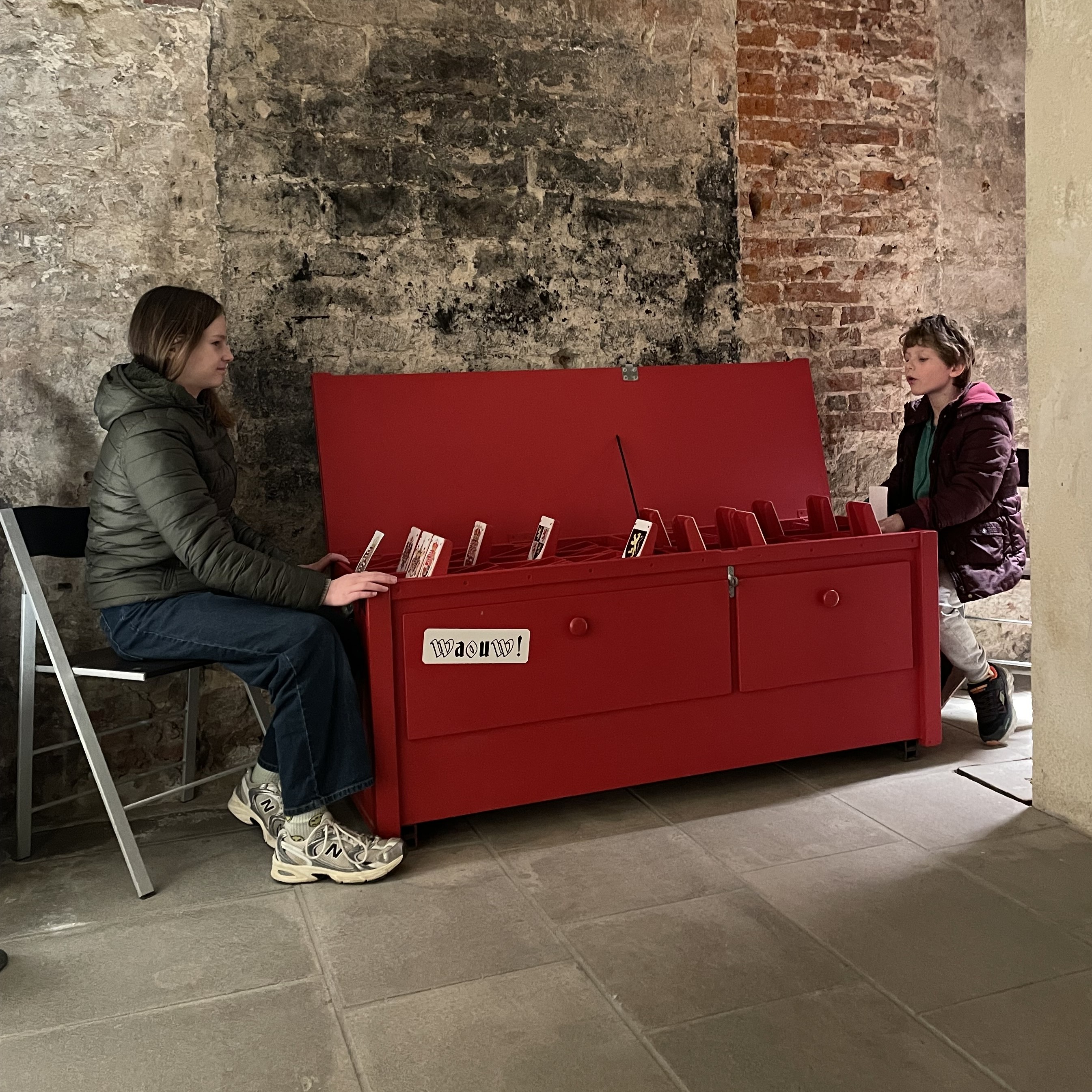 WAOUW! Verrassingskoffers - Ontdekkingsplezier voor jong en oud