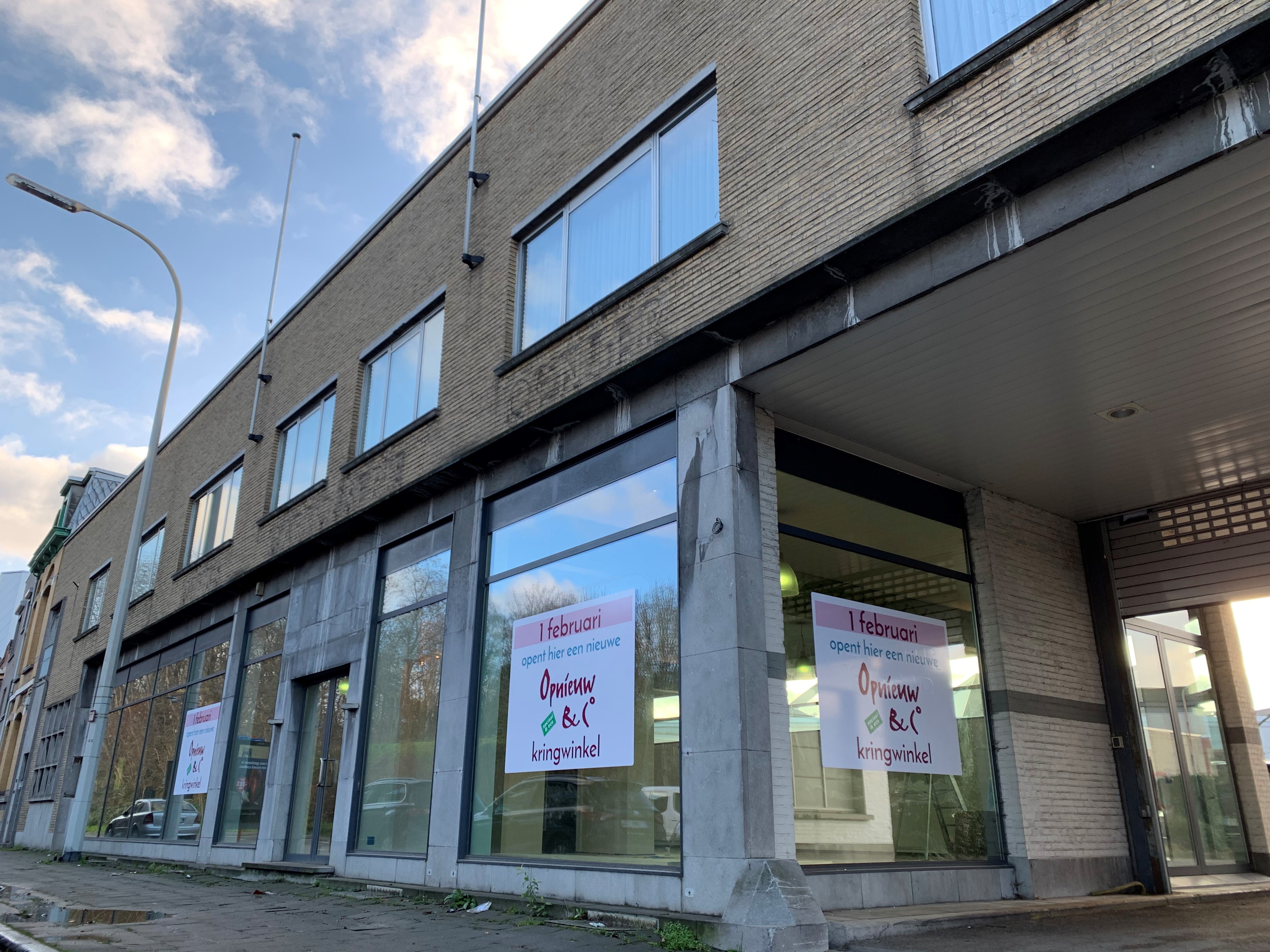 zesde winkel Opnieuw & Co