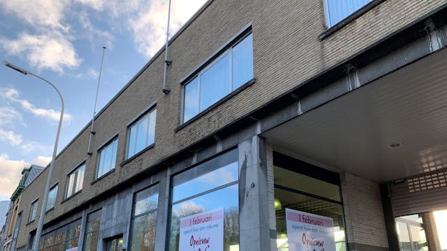 zesde winkel Opnieuw & Co