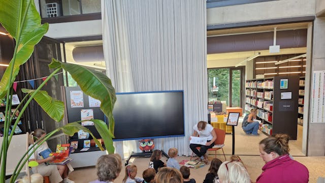Voorleesnamiddag in de bib