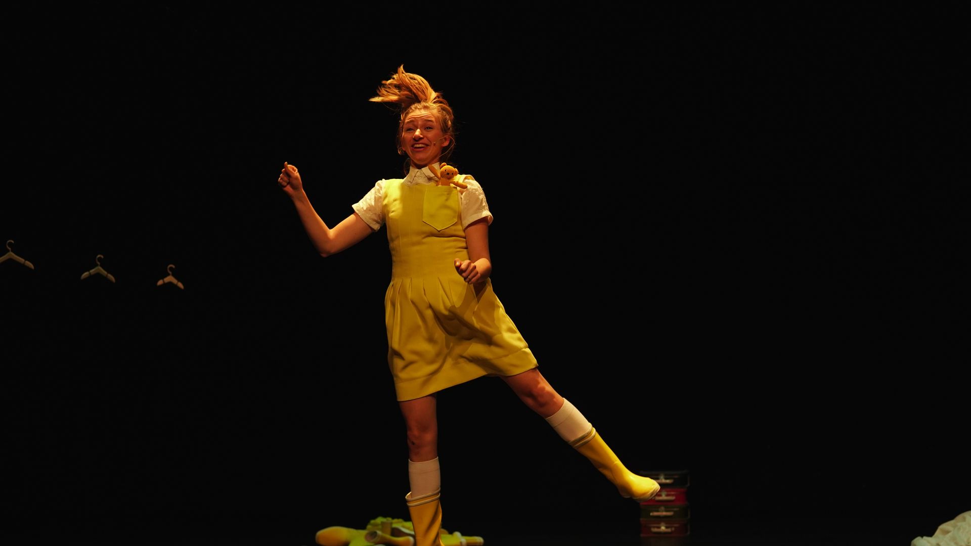 Morgen is 1 keer slapen - Klein Drama