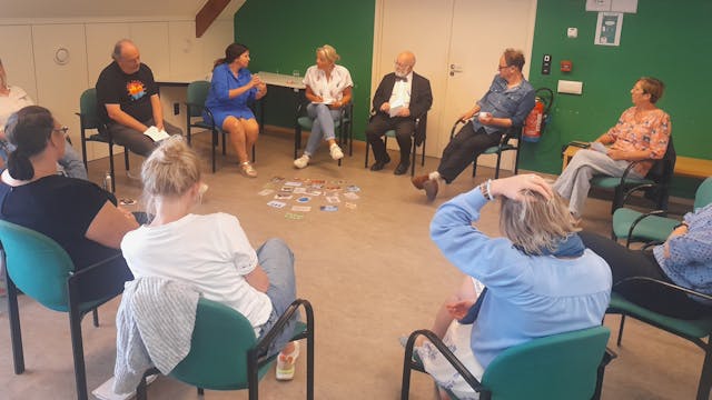 Vorming voor vrijwilligersverantwoordelijken over het begeleiden van kwetsbare vrijwilligers. Gratis voor onze eigen leden, betalend voor externen.