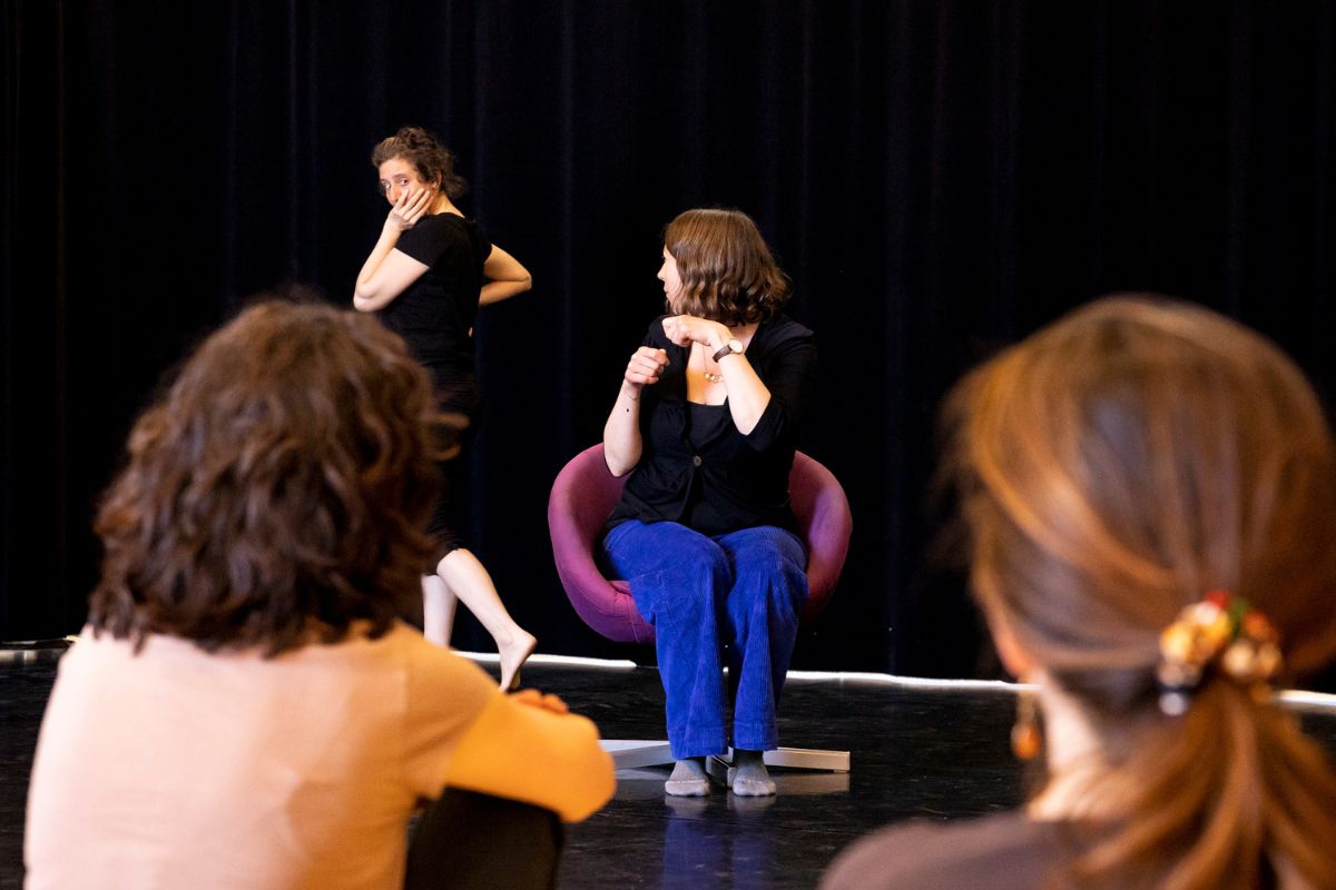 Théâtre et Gramaturgie : vers des langages scéniques inclusifs