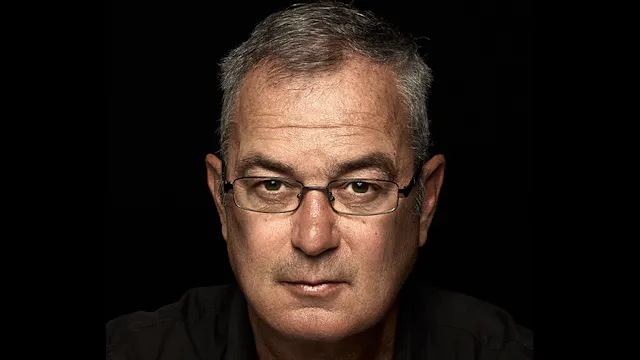 Bart Herman brengt 'Van Reizen, Roezen en Rozen'