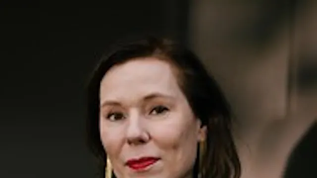 Annelies Verbeke leest voor op het water