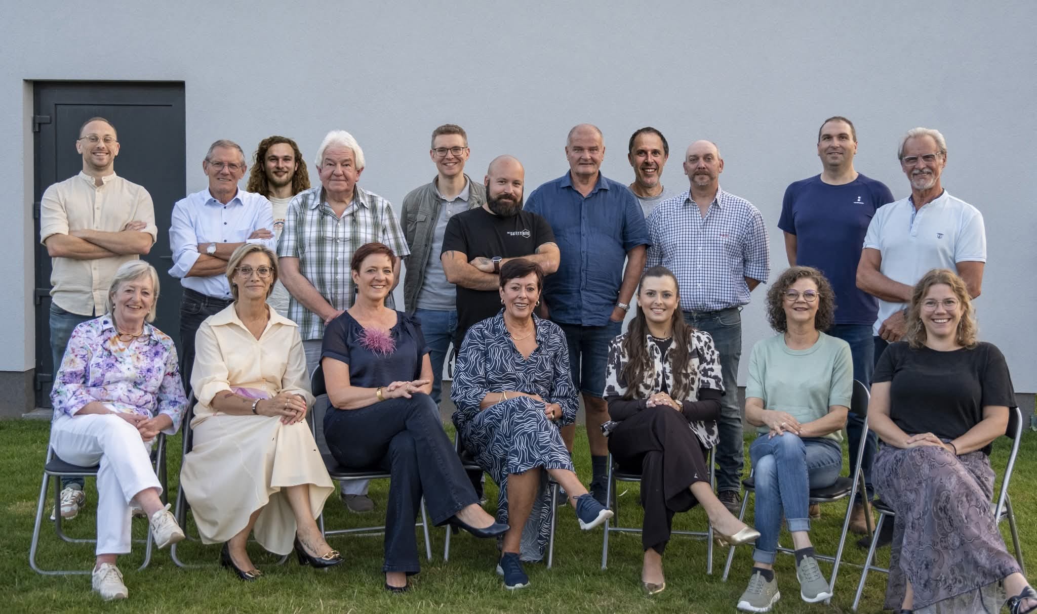 Help , moeder trouwt !