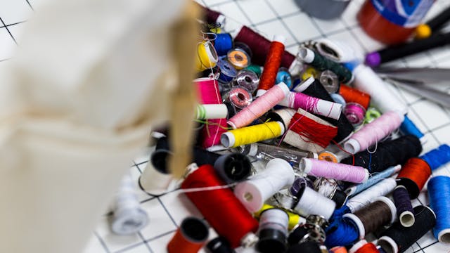 Naaigaren in alle kleuren