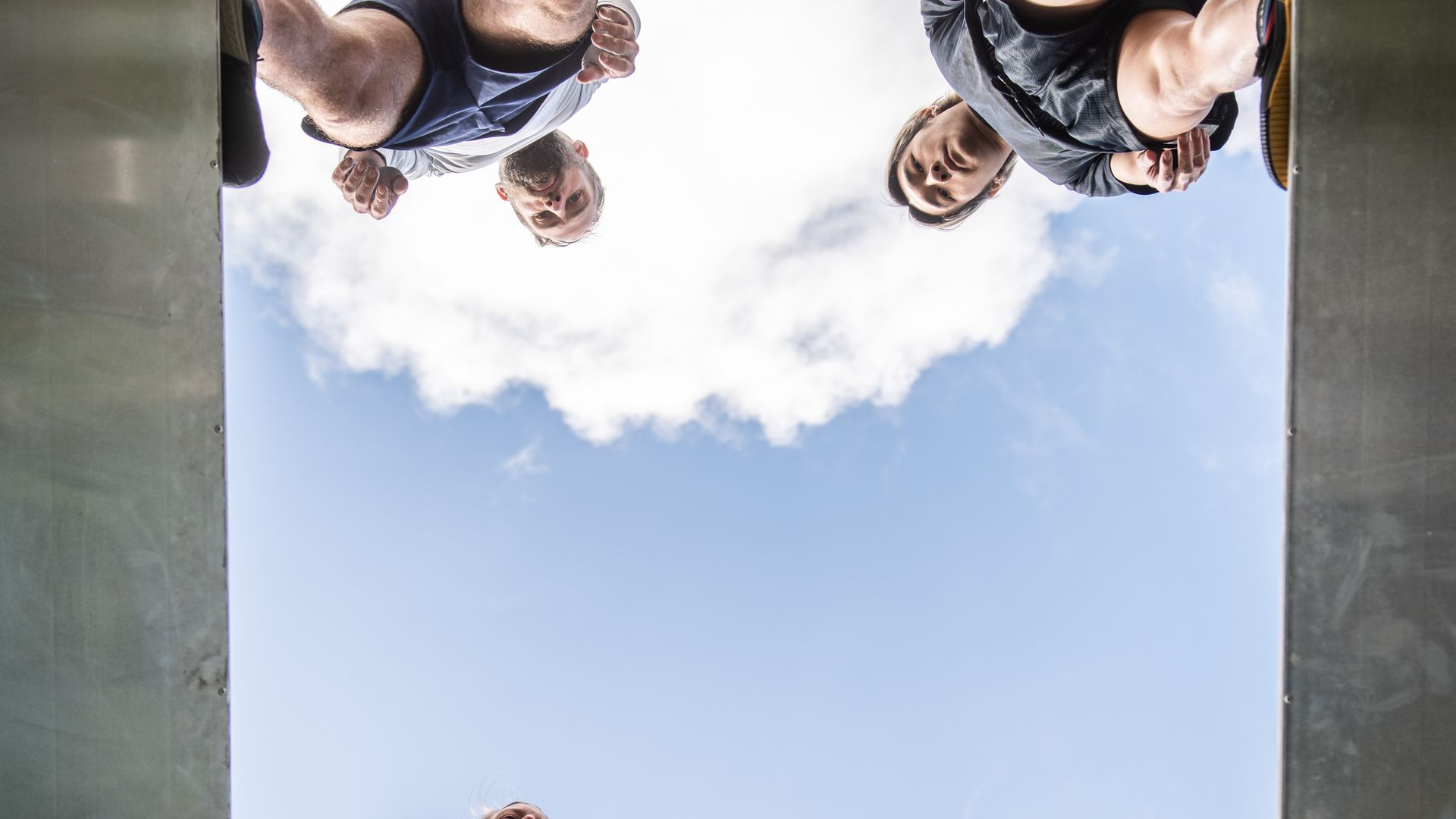 Frames - Alexander Vantournhout / not standing