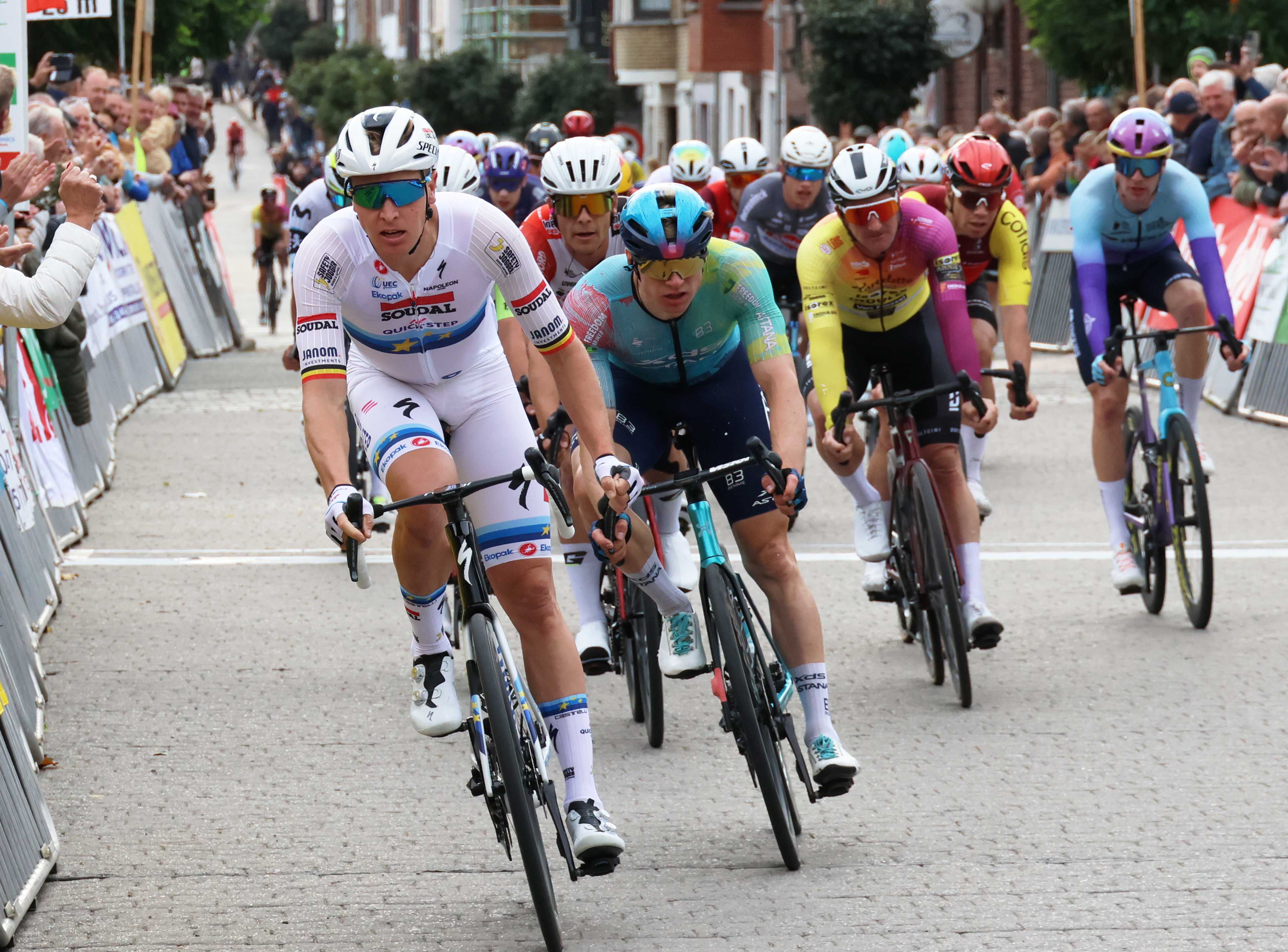 Tim Merlier wint in Lichtervelde