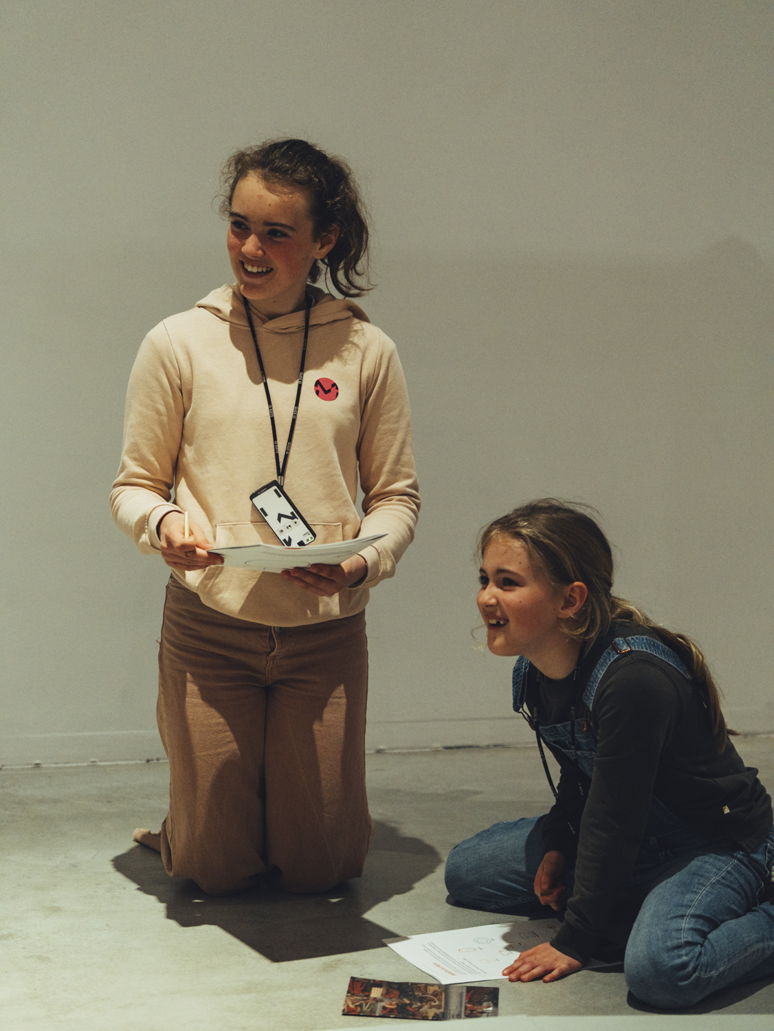 Kinderen beleven een familieparcours in de museumzalen van M Leuven