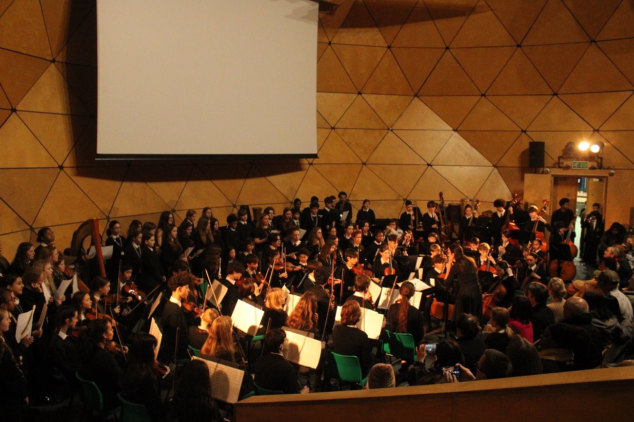   Their concert will include a varied programme of classical music, songs from the musicals, film soundtracks, arrangements of pop songs and traditional folk music.  Examples of their programmes are: