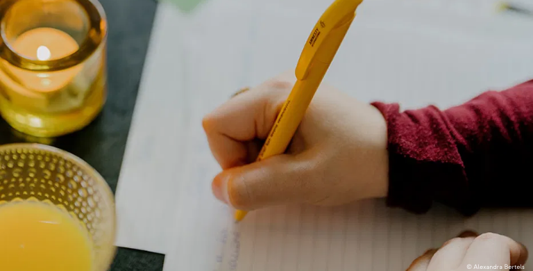 Beeld Schrijfmarathon Amnesty International