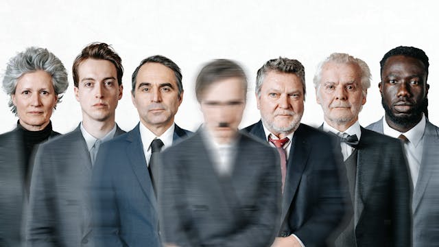Theaterbewerking van de internationale bestseller "De Orde van de dag" met de droomcast: Sara Vertongen, Kris Cuppens, Tom Van Bauwel, Dirk Buyse, Prince K. Appiah, Simone Milsdochter, Matthias Van de brul, Michaël Pas e.a.