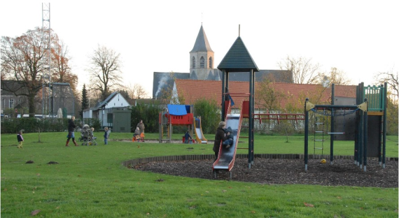 Mariakerkeplein Claeys-Bouüaert