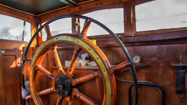 Stuur binnenschip Alyv