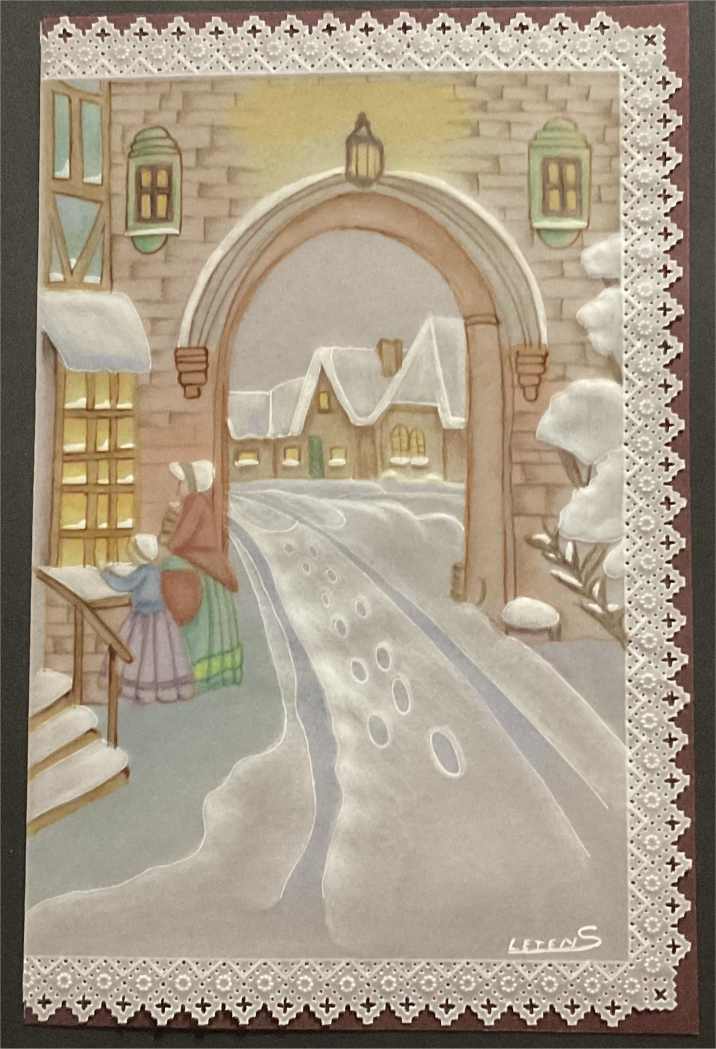 Nadat de patronen zijn gebosseleerd, geperforeerd en geknipt, verbeteren veel kunstenaars het ontwerp verder door kleur toe te voegen met mediums zoals potloden, inkt, acrylverf en stiften.