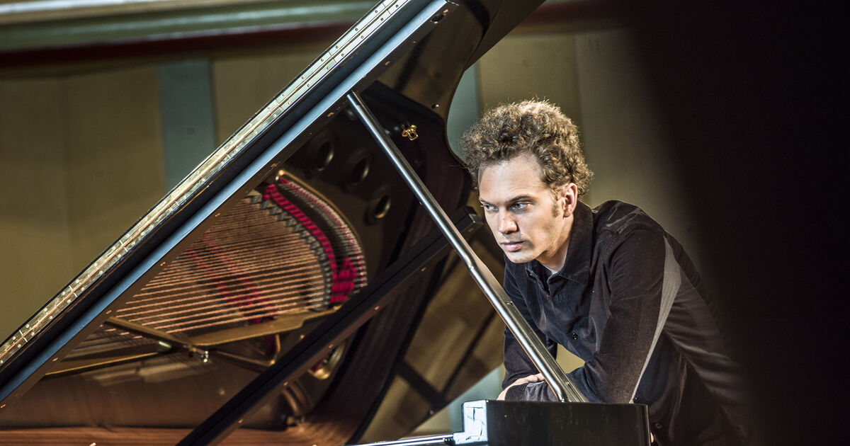 Julien Libeer | Flagey, architect Joseph Diongre