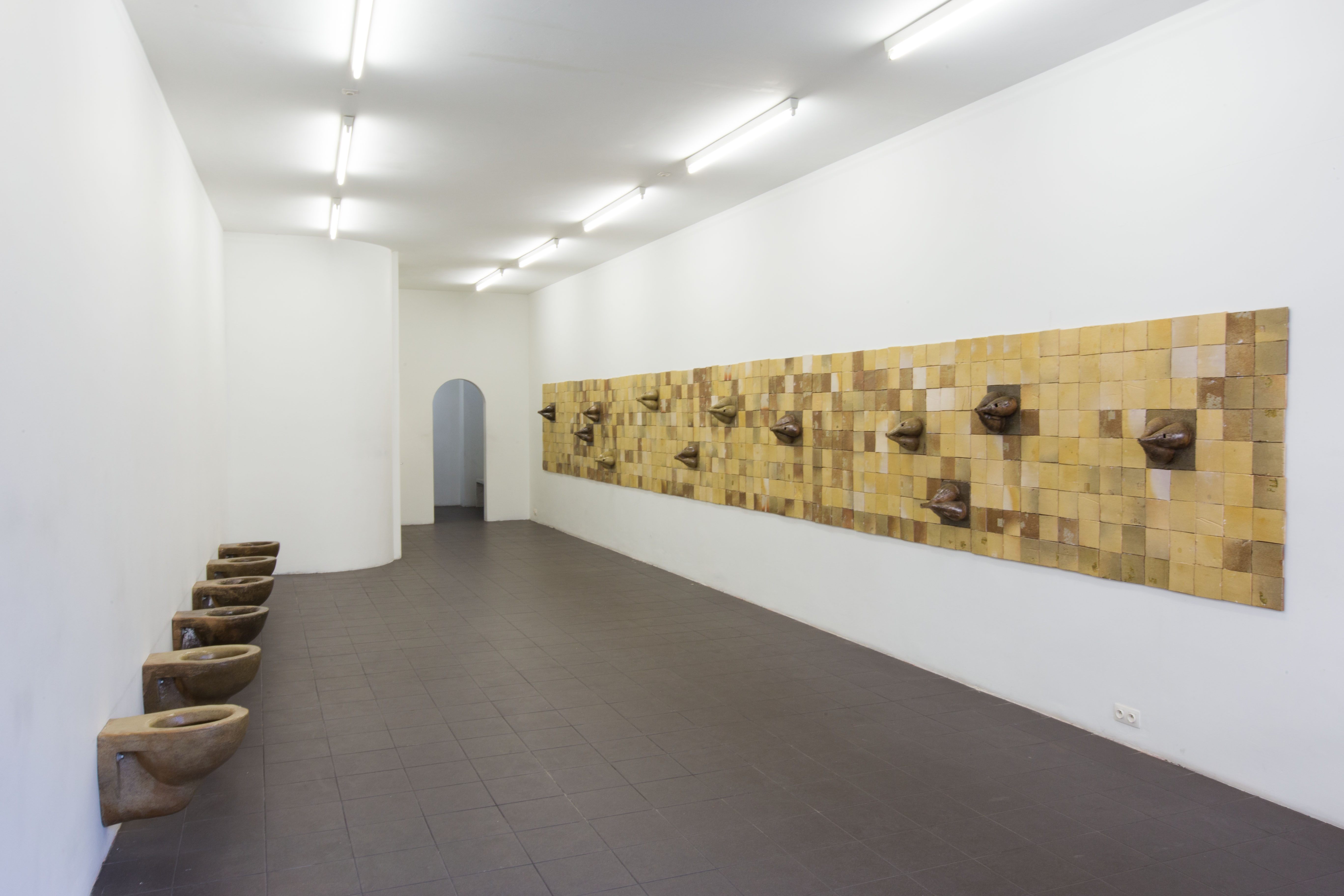 Établissement d'en face