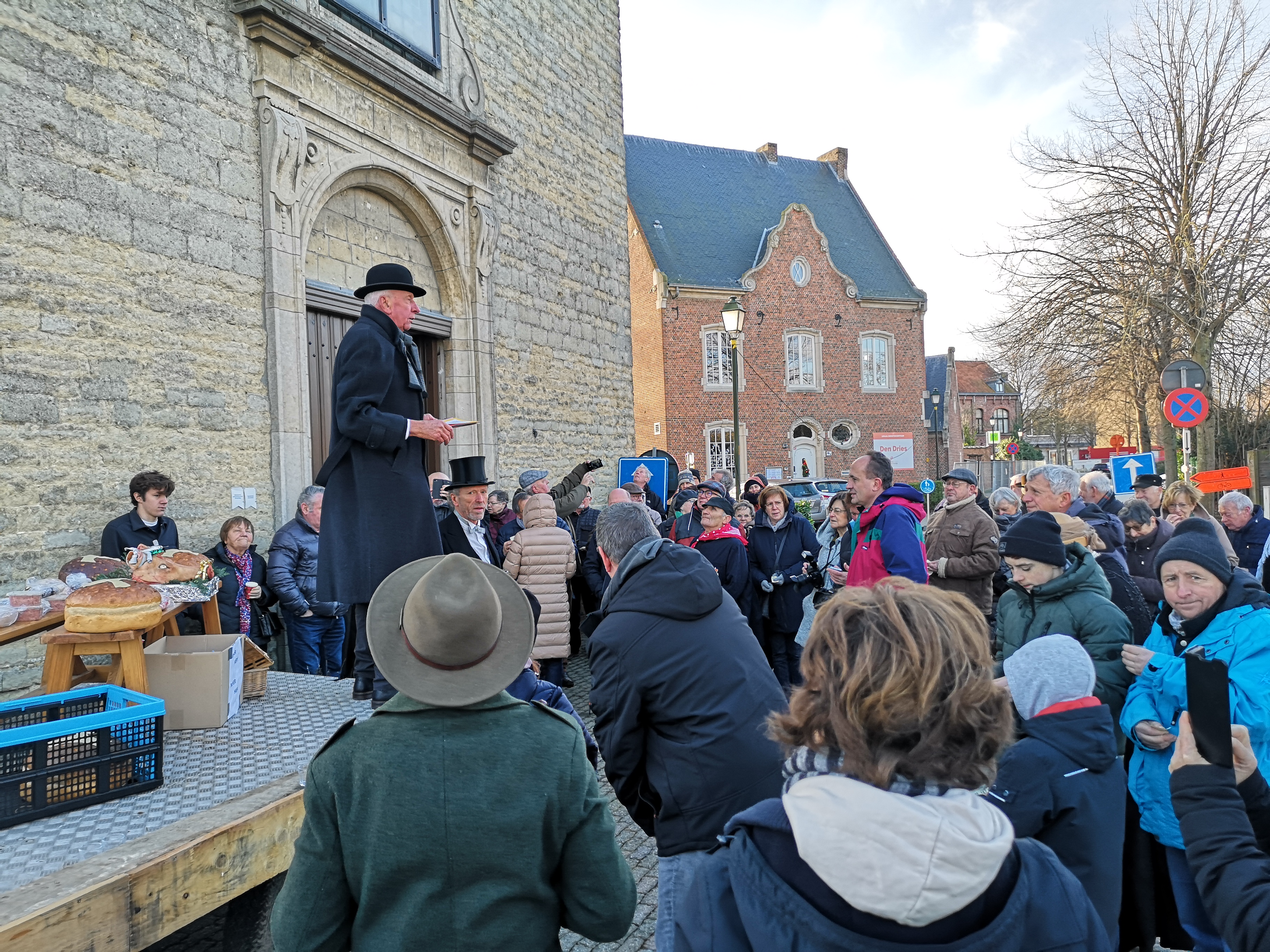 St Antoniusfeest: loting van de varkenskop