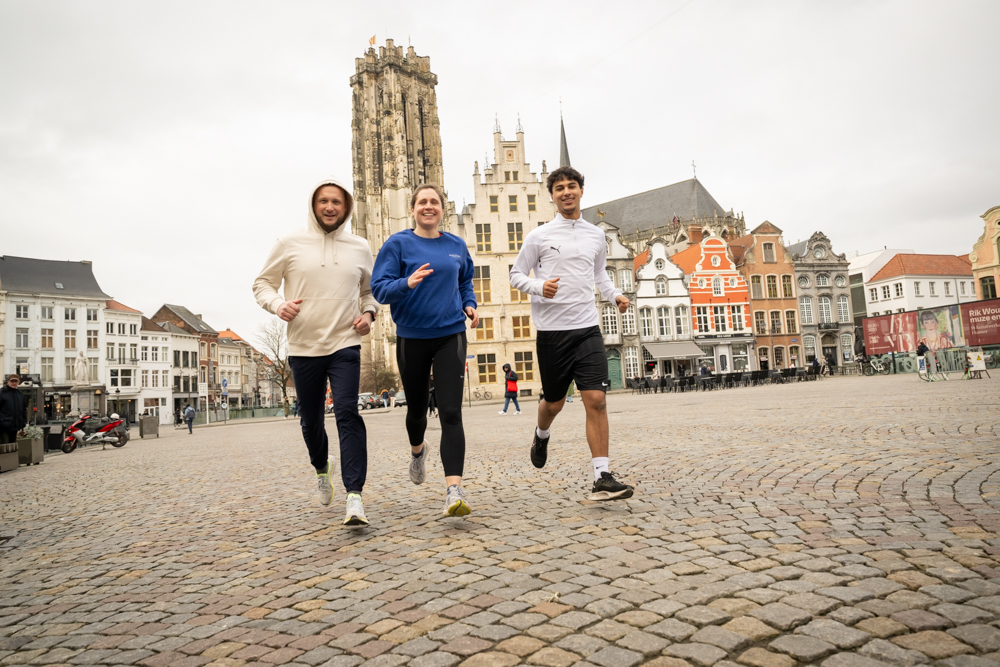 Kom van dat gat af, 2800 meter op pad!