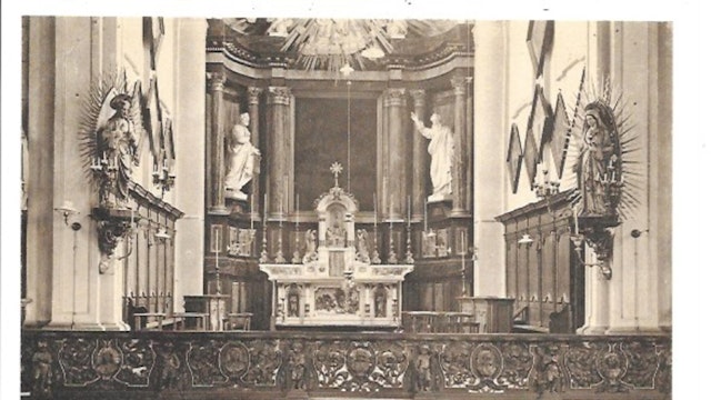 Interieur Sint Leonarduskerk met obiits