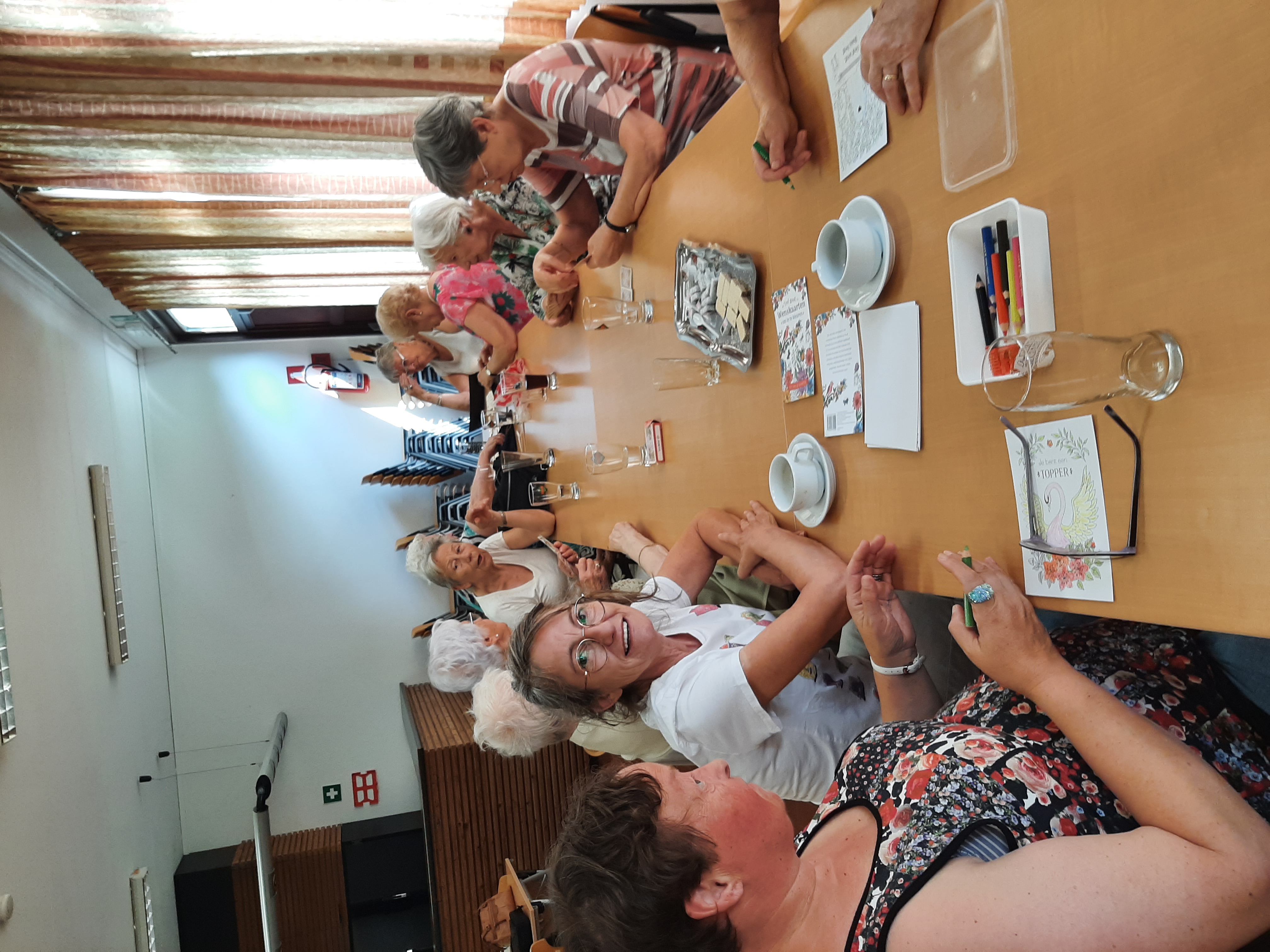 Floratje achter de kerk