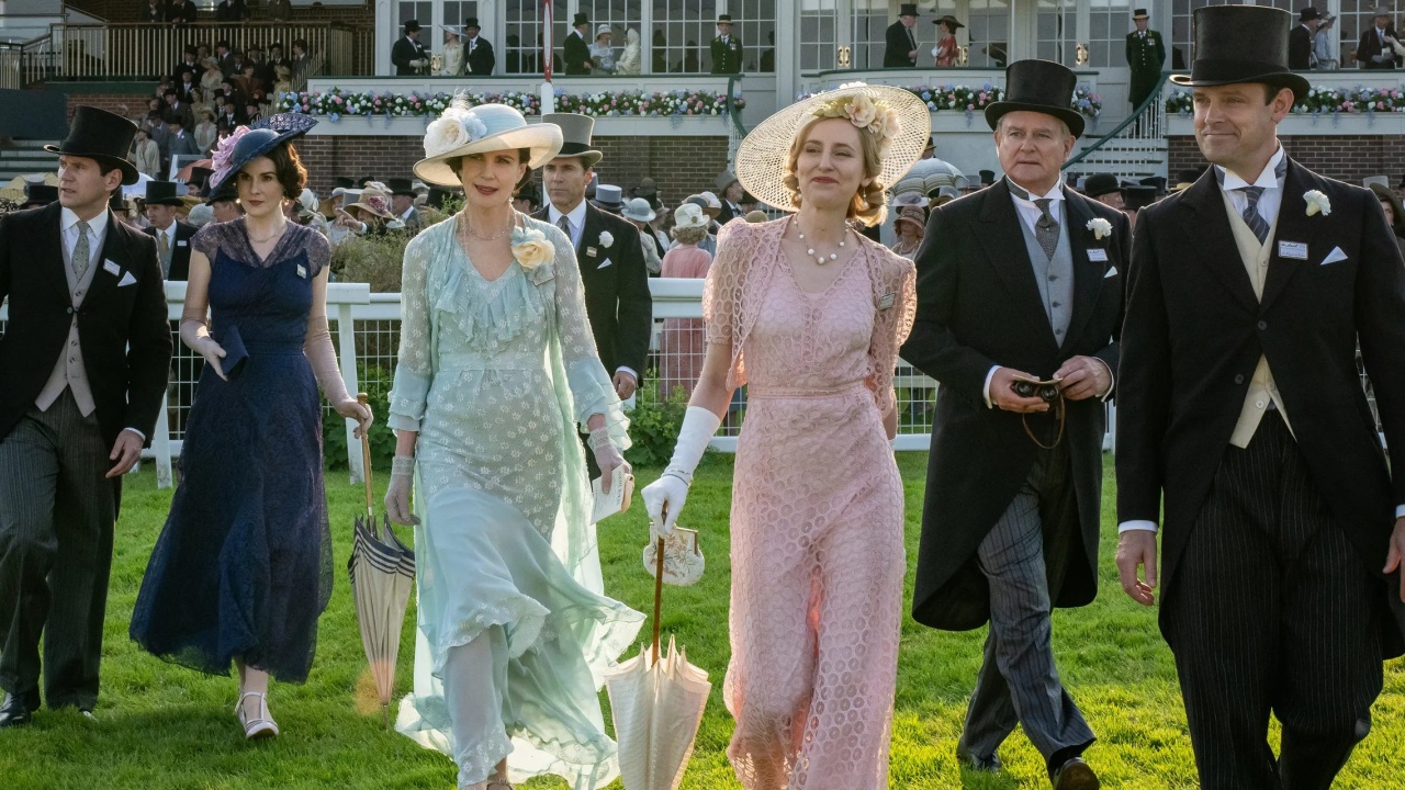 Downton-Abbey-The-Grand-Finale.jpg
