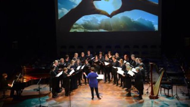 Vocaal ensemble F:e-m@il in groot ornaat