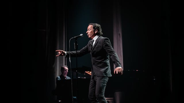 "Olivier Laurent IS Brel" - Le Parisien