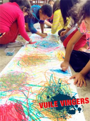 Afbeelding voor evenement Vuile vingers kleuterworkshop- swingende tekenkronkels