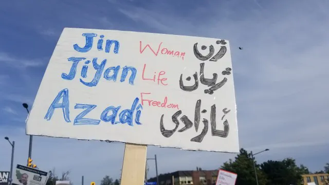 WOMAN_LIFE_FREEDOM_RICHMONDHILL