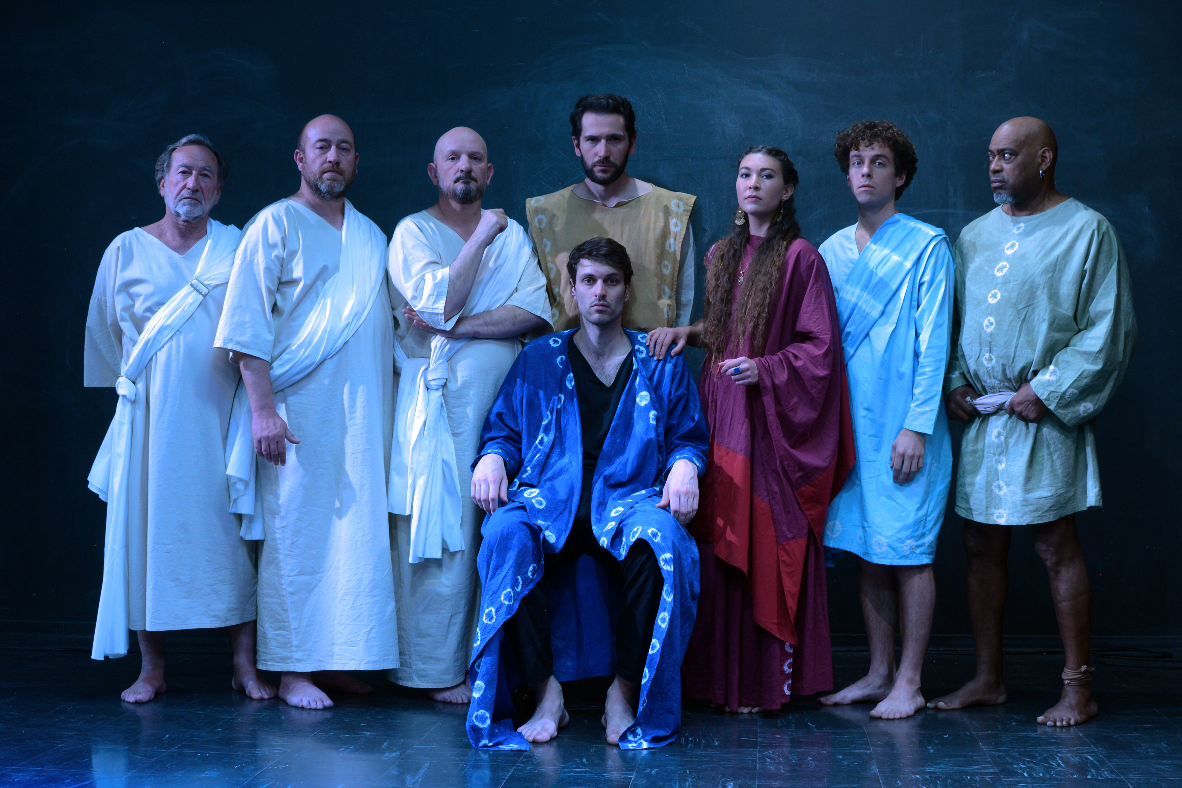 Caligula Camus - L'Autre au Clair de L'Une