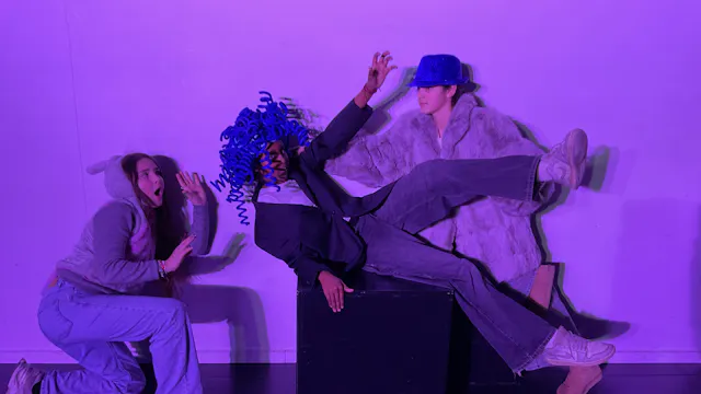 De leerlingen Woordkunst-drama van het CAZ tonen hun creaties.