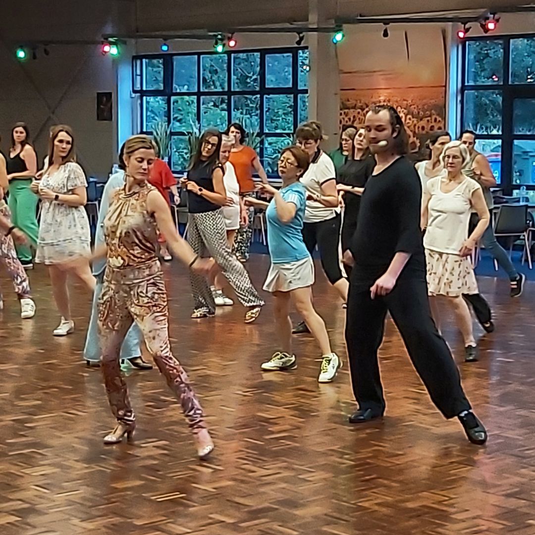 Zomerworkshop - Bachata solo - 2023 - 2.jpg