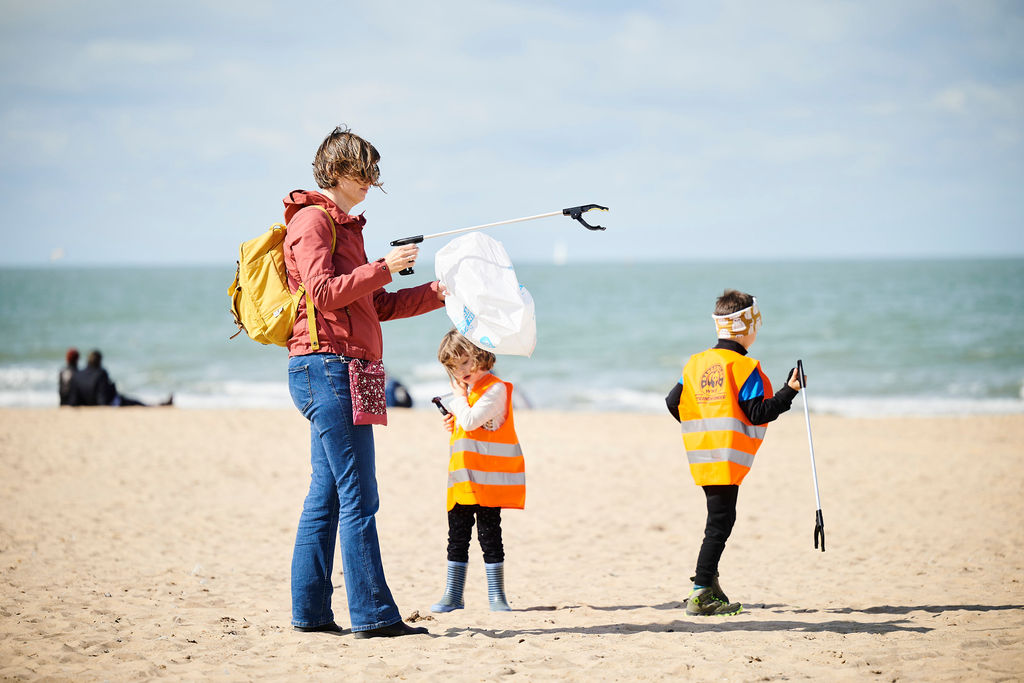 beach clean up 