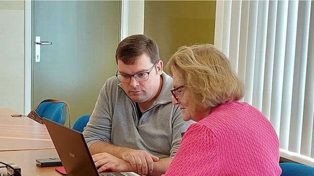 Computer en Smartphone lessen.