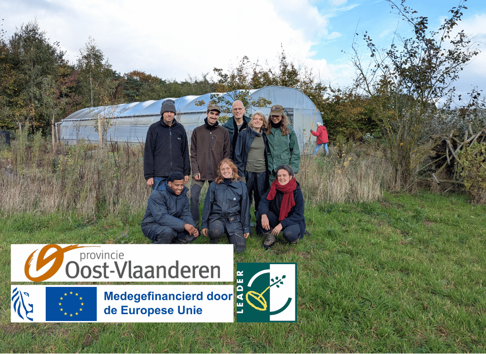 Vrijwilligers op de meewerkdag bij de Eetbare Bostuin