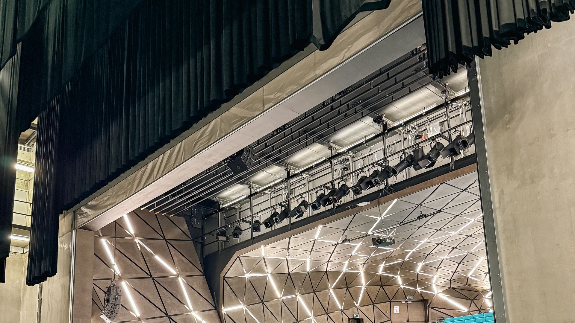 De Grote Post Backstage