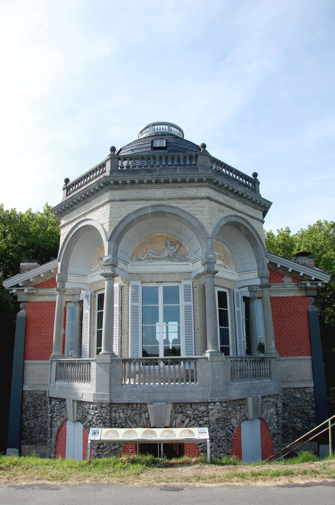 Paviljoen De Notelaer, parel aan de Schelde
