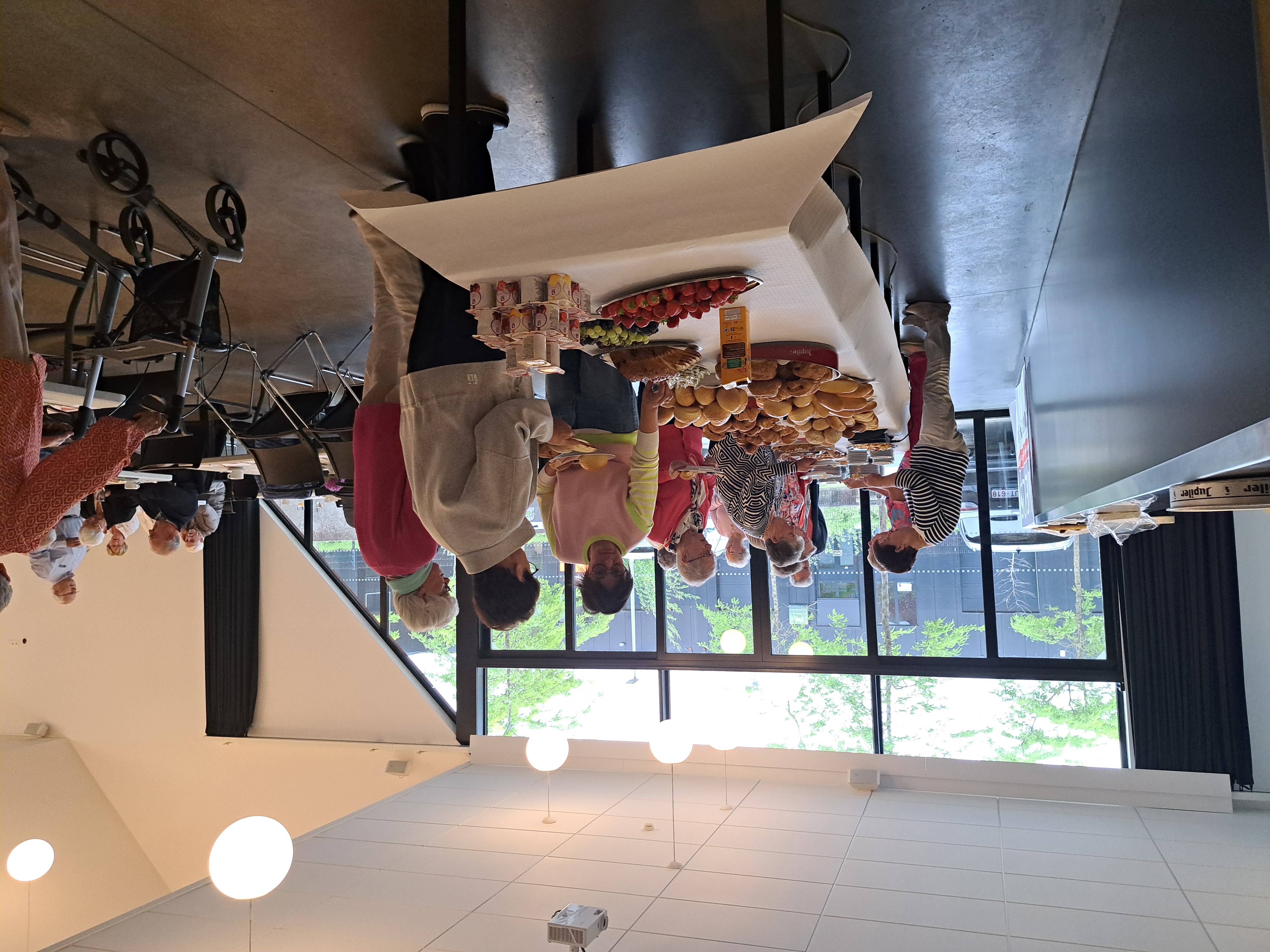 Neos ontbijt. OC De Schouw.