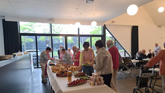 Neos ontbijt. OC De Schouw.